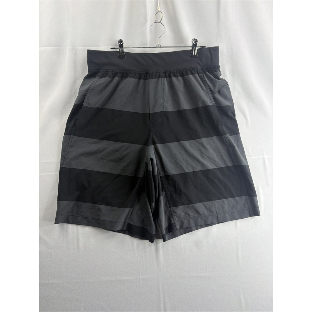Lululemon Men's Black Gray Large 10" Inseam Striped Athletic Shorts Drawstring